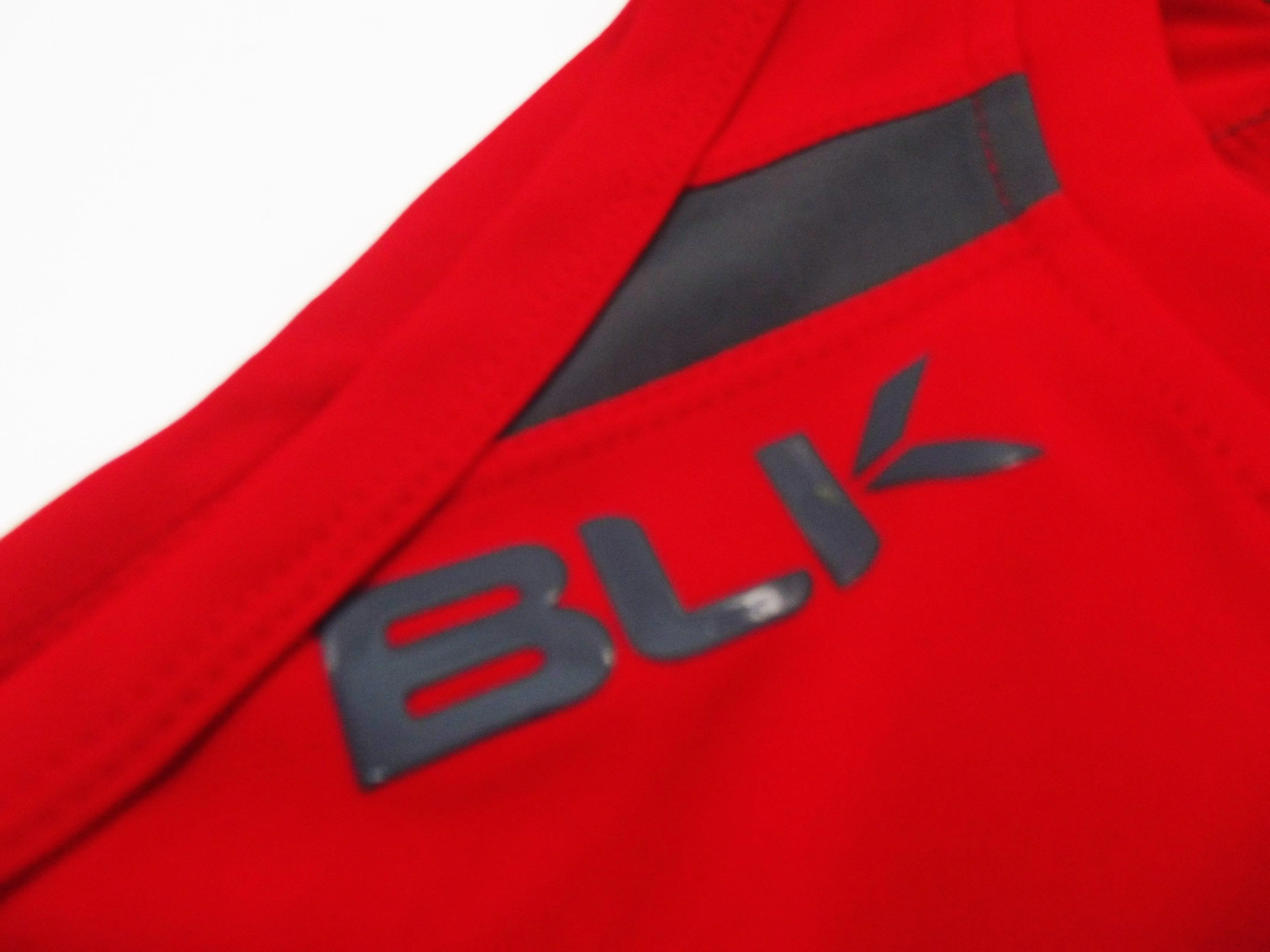 Blk Vapour Performance Adults Red Singlet