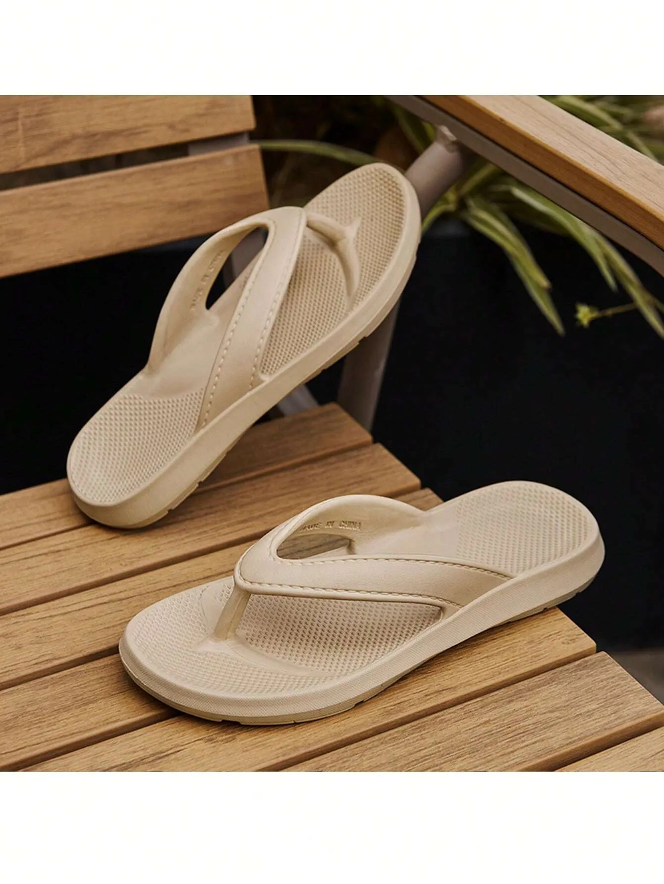 Couple's Summer Casual Anti-Slip Stylish Slippers For Home Use