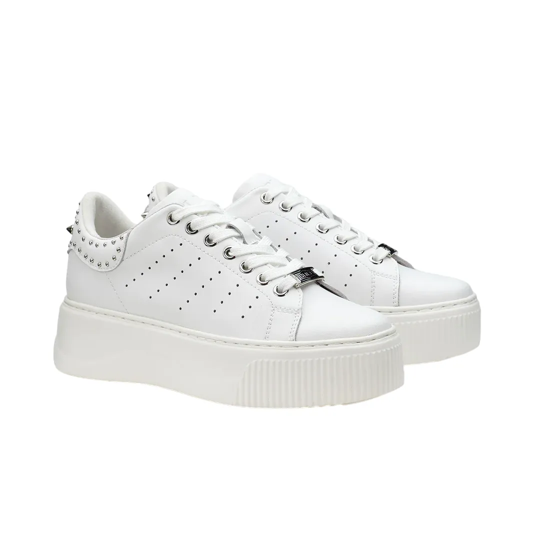 Cult scarpa sneakers da donna con borchie argento Perry 4236 CLW423600 bianco