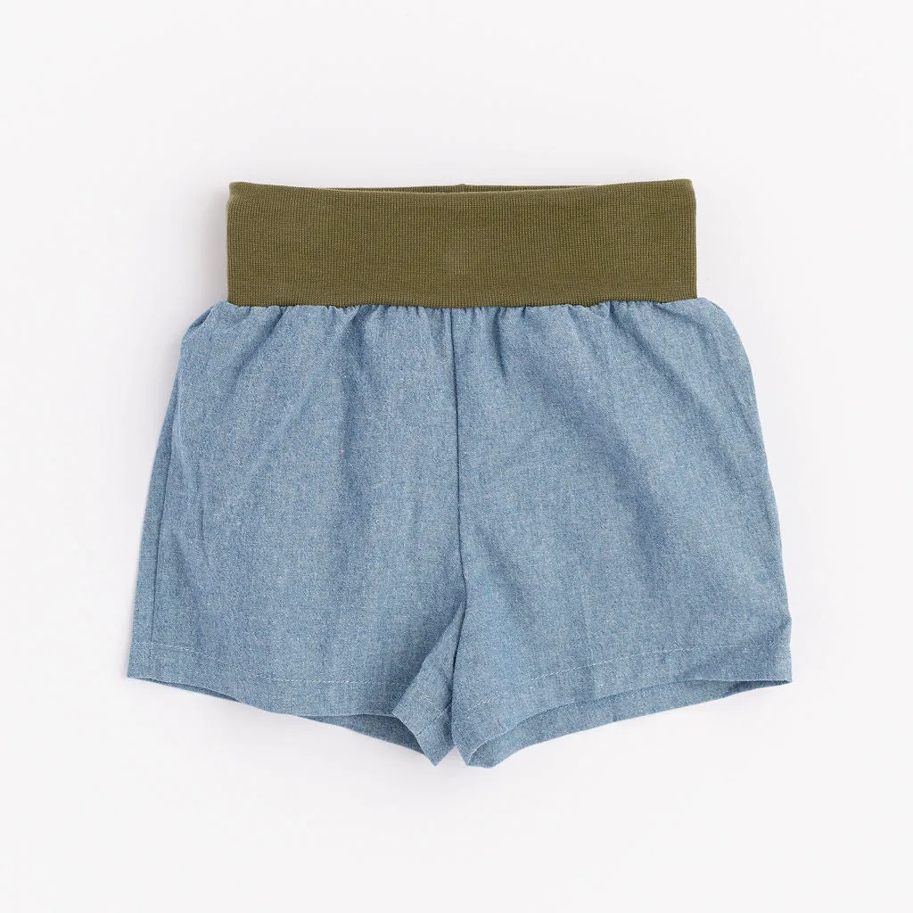 Easy Short in Light Chambray