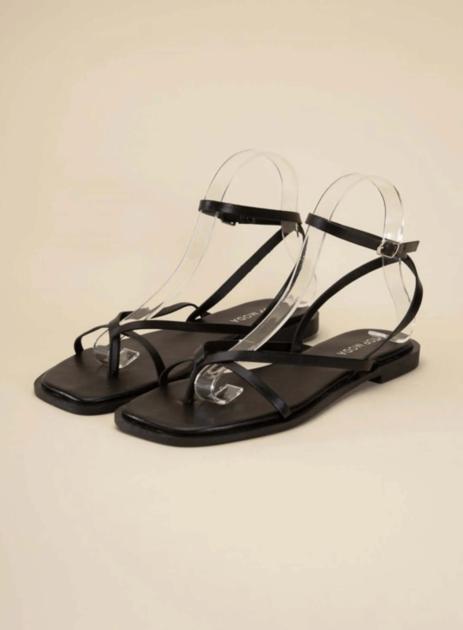 Elio-1 Flat Sandals