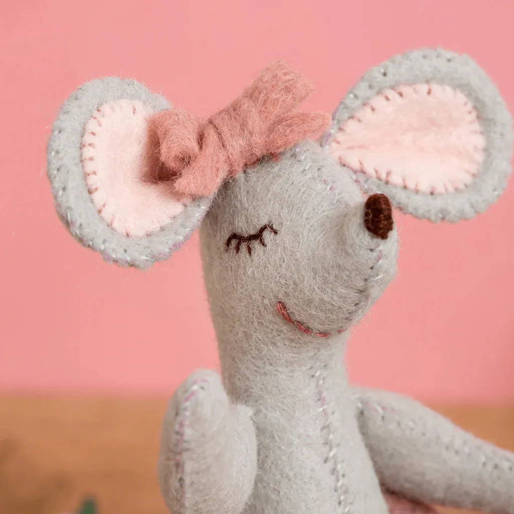 Felt Ballerina Mouse Kit