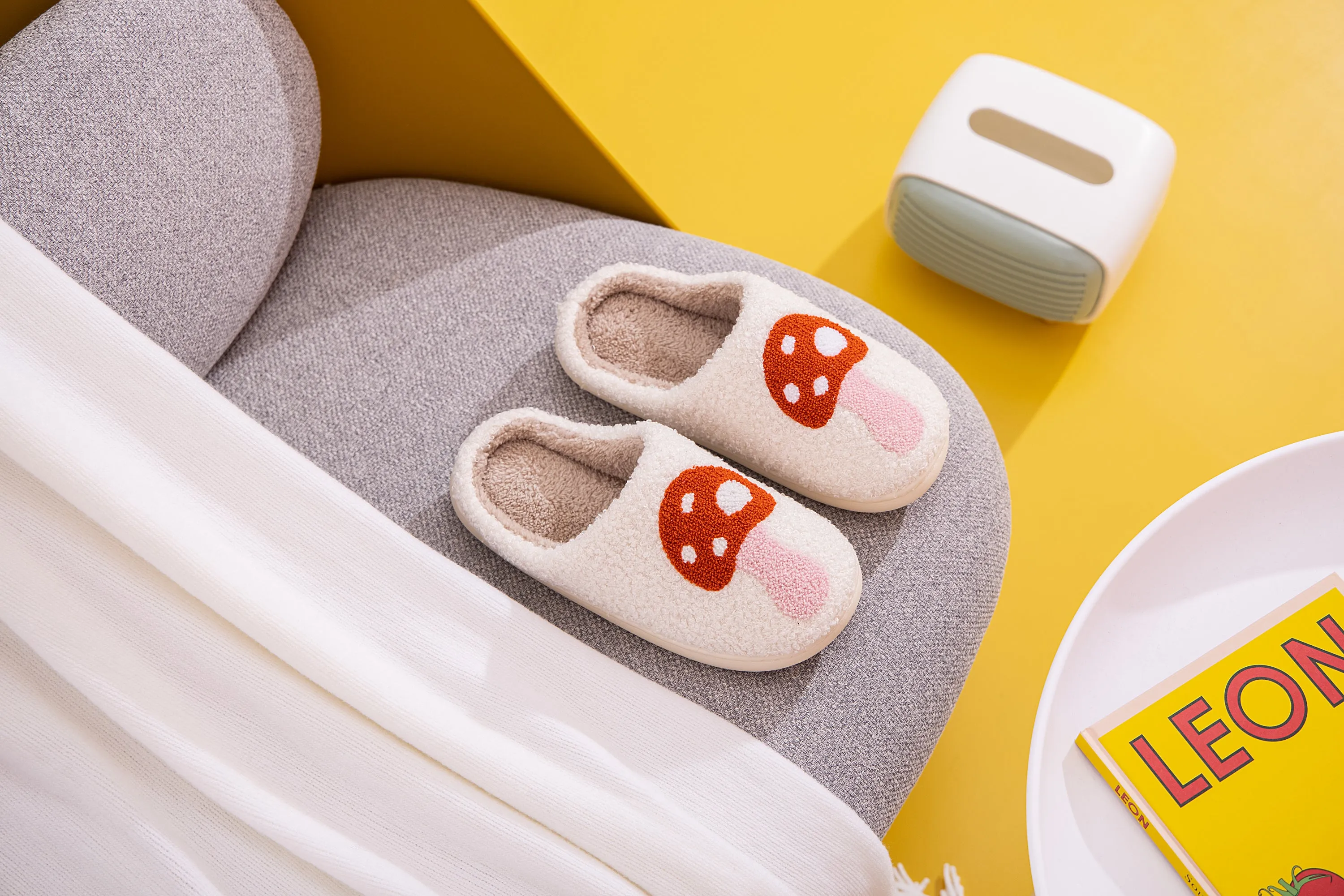 Fun Cute Cartoon Illustrated Comfort Cozy Plush Fluffy Fur Slip On Cushion Slippers