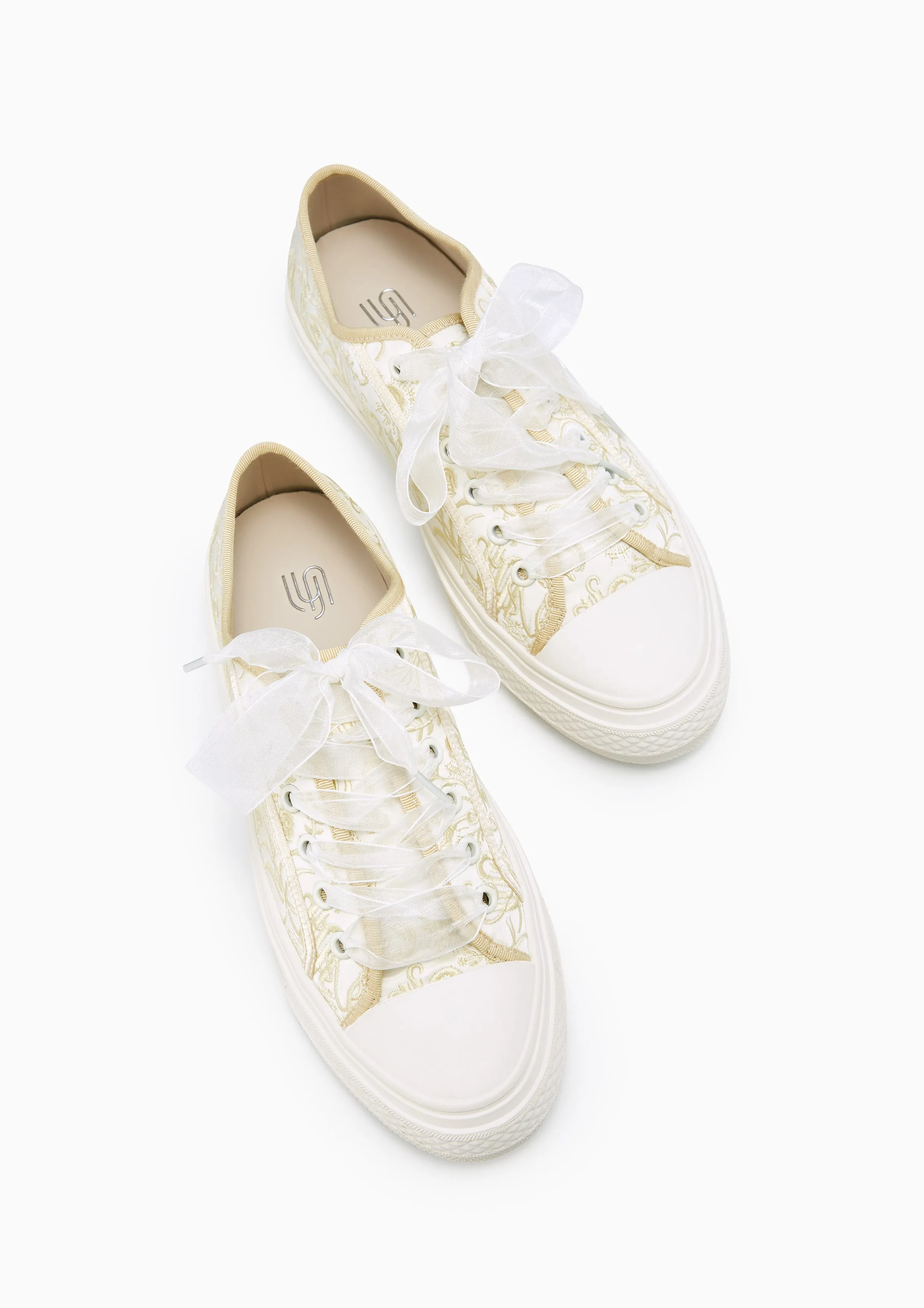 Lyn Infinite Maiden Sneakers - Ivory