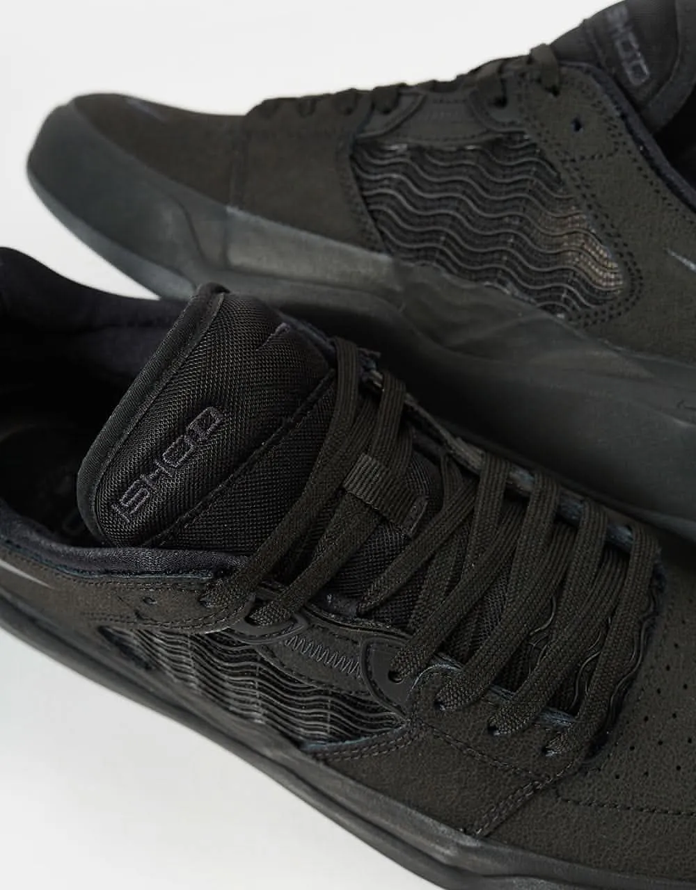 Nike SB Ishod Premium Skate Shoes - Black/Black-Black-Black