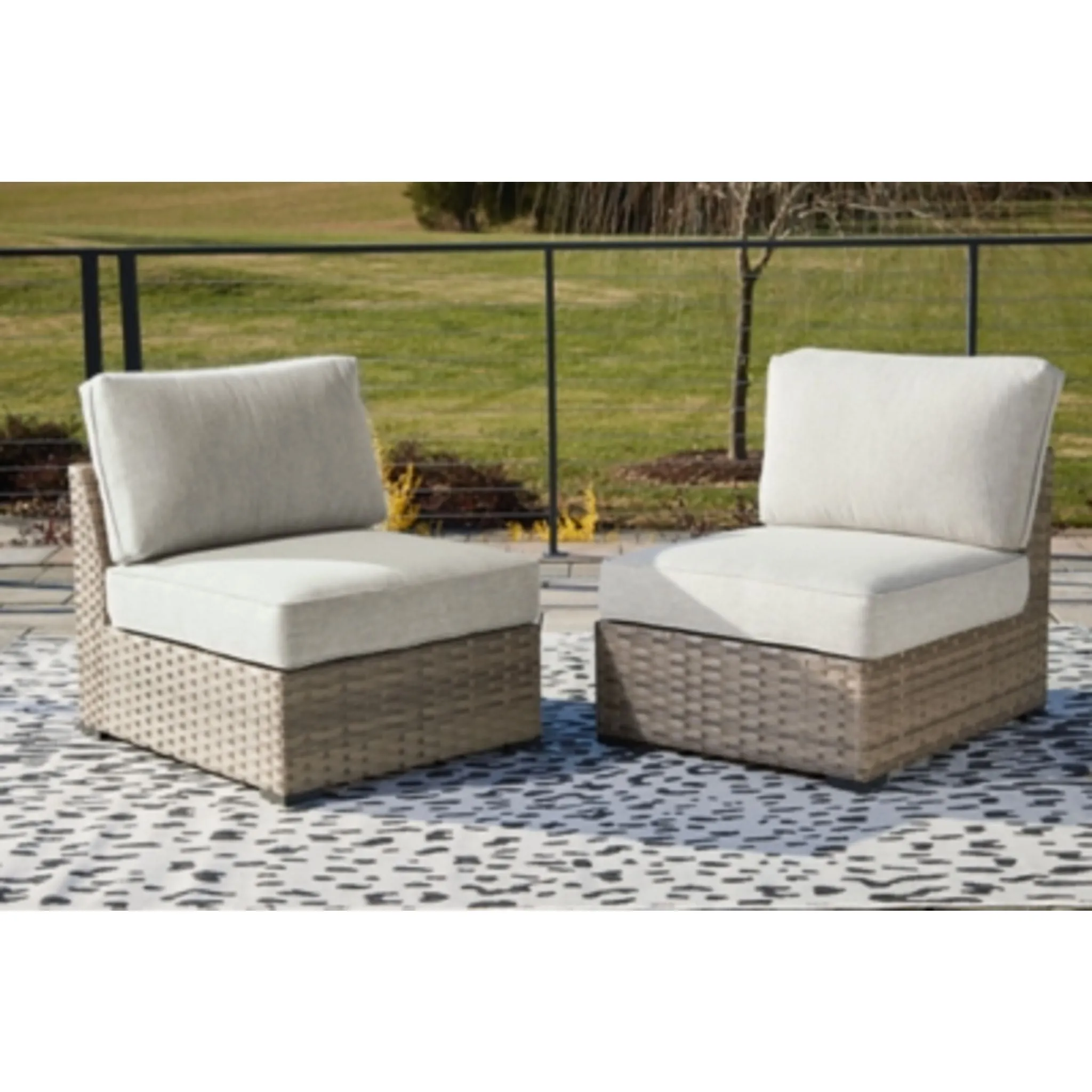 Outdoor Calworth Armless Chair with Cushion