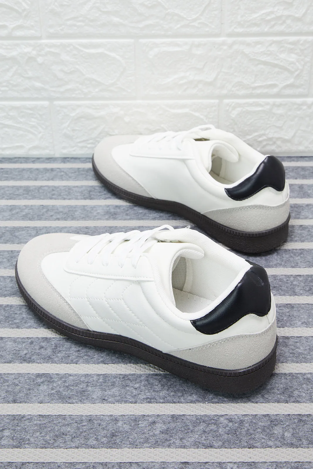 Senior Boys Cream And Grey Material Block Sneakers