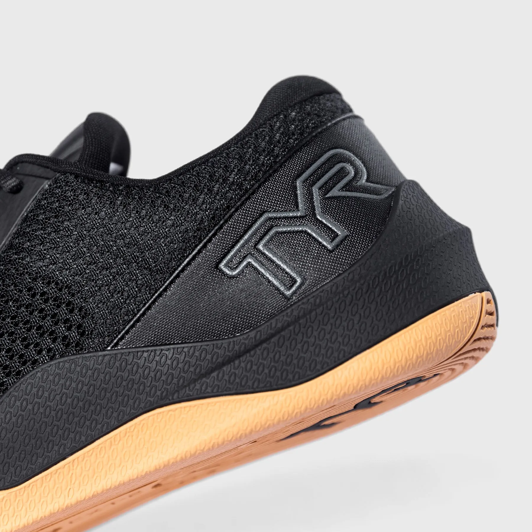 TYR - MEN'S CXT-2 TRAINER - BLACK/GUM