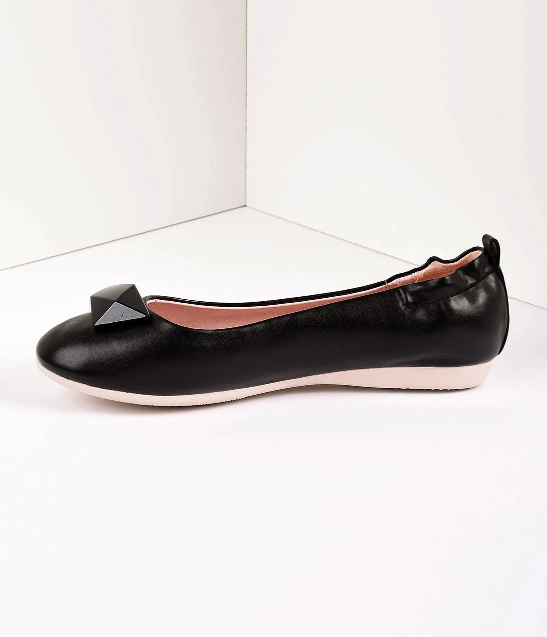 Vintage Style Black Leatherette & Geometric Gem Ballet Flats